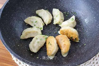 Fried dumplings