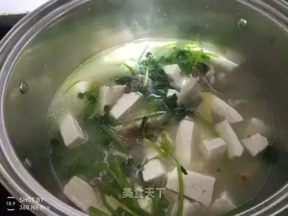 Tofu soup