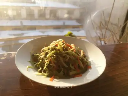 The green bean sprouts