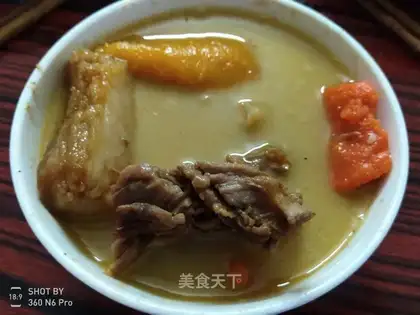 Carrot Gargan pork soup