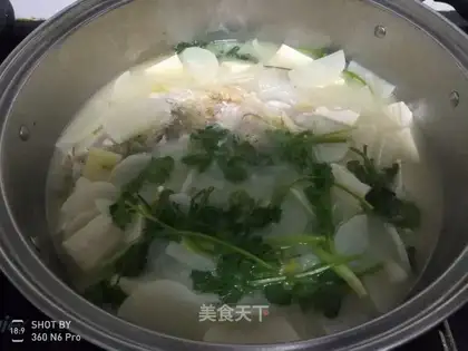 Tofu toad soup