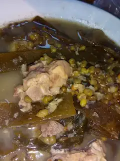 Green Bean Sea with Dragon Bone soup