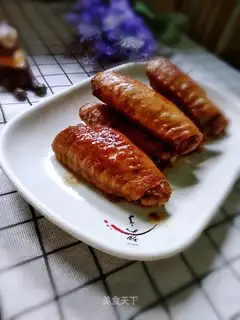 Red chicken wings