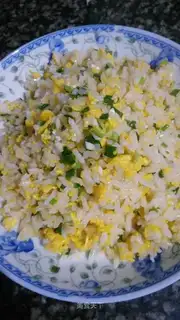 Onion egg fried rice