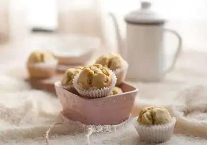 Pistol cupcakes