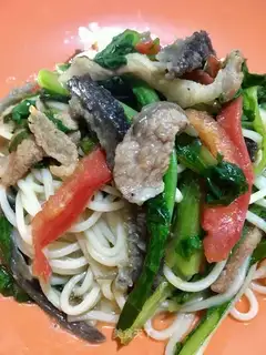 Sea cucumber noodles