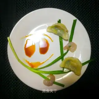 Cream eggs and shrimp dumplings