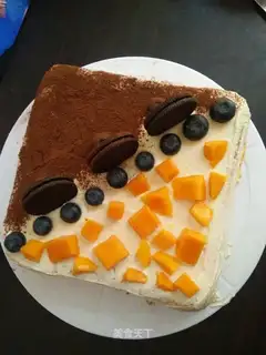 Pistol-fruit cake