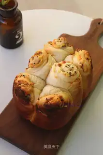 Bacon cheese salt toast