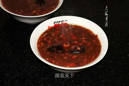 The gruels feed the porridge