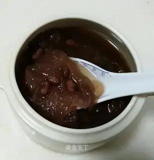 The silver spoon of red beans