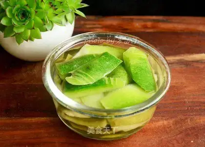 Sour pickles