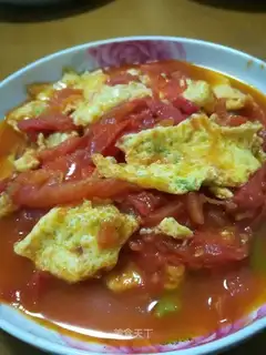 Tomato fried eggs