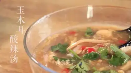 Sour jade ear soup