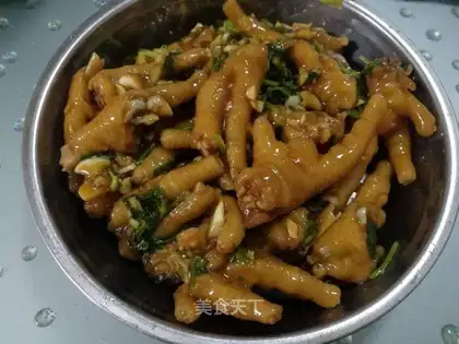 Garlic chicken claws