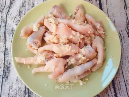 Garlic chicken claws