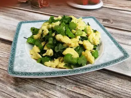 Mustard fried eggs