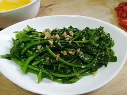 Garlic cabbage