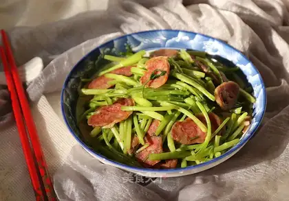 Artemisin sausage