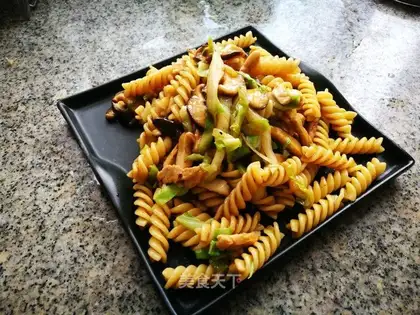 Mushroom chicken pasta