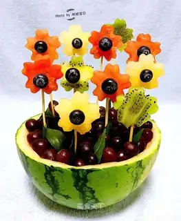 Watermelon basket