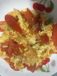 Tomato fried eggs