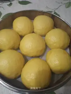 Pumpkin buns