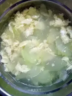 Eggnut soup