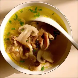 Pure chicken mushroom soup