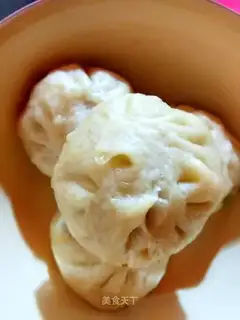 Puffy mushroom buns