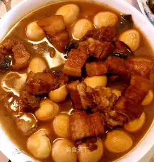 Quail egg red pork