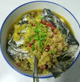 Double fish head