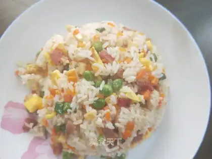 Five-coloured fried rice