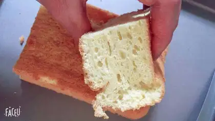 It's a simple Twilight cake