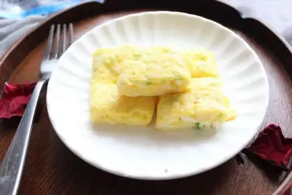 krill egg rolls