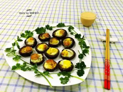 Frozen quail eggs