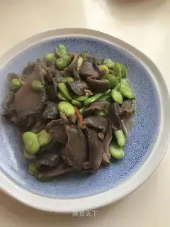The bean duck