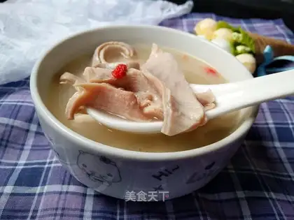 White pepper belly soup
