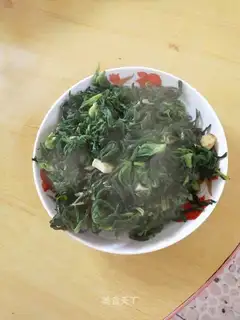 The fragrance of spring food