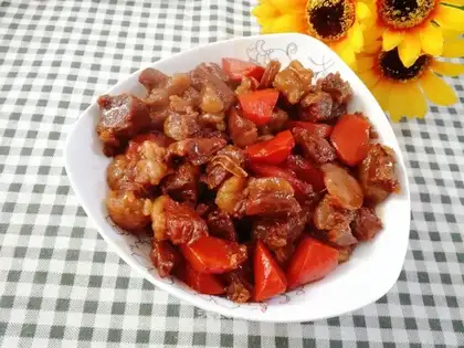 Red-burned cow carrots
