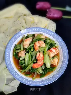 Shrimp with cabbage