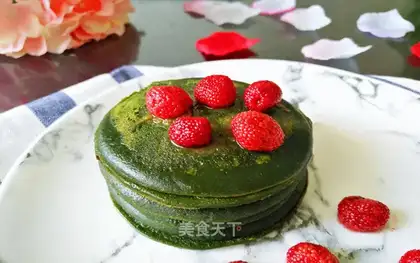 Spinach honey pancakes