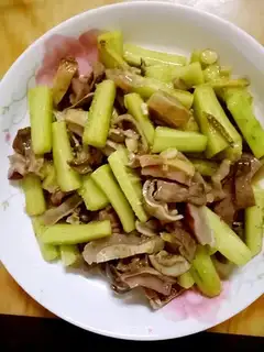 cucumber fried fish