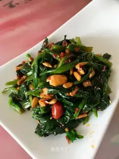 The red oil spinach