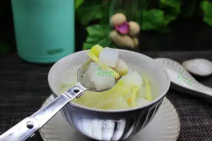 Roach onion ginger soup