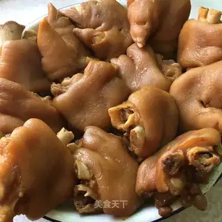 The foot of a pig