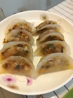 Transparent dumplings