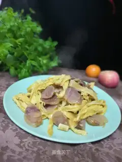 Scrambled sausage