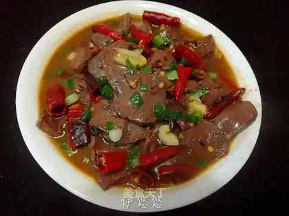 Spicy pig blood