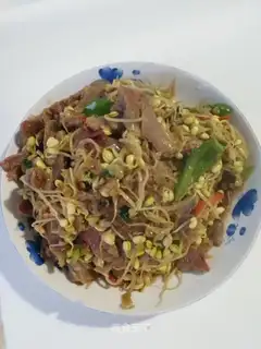 Soybean sprout sausage